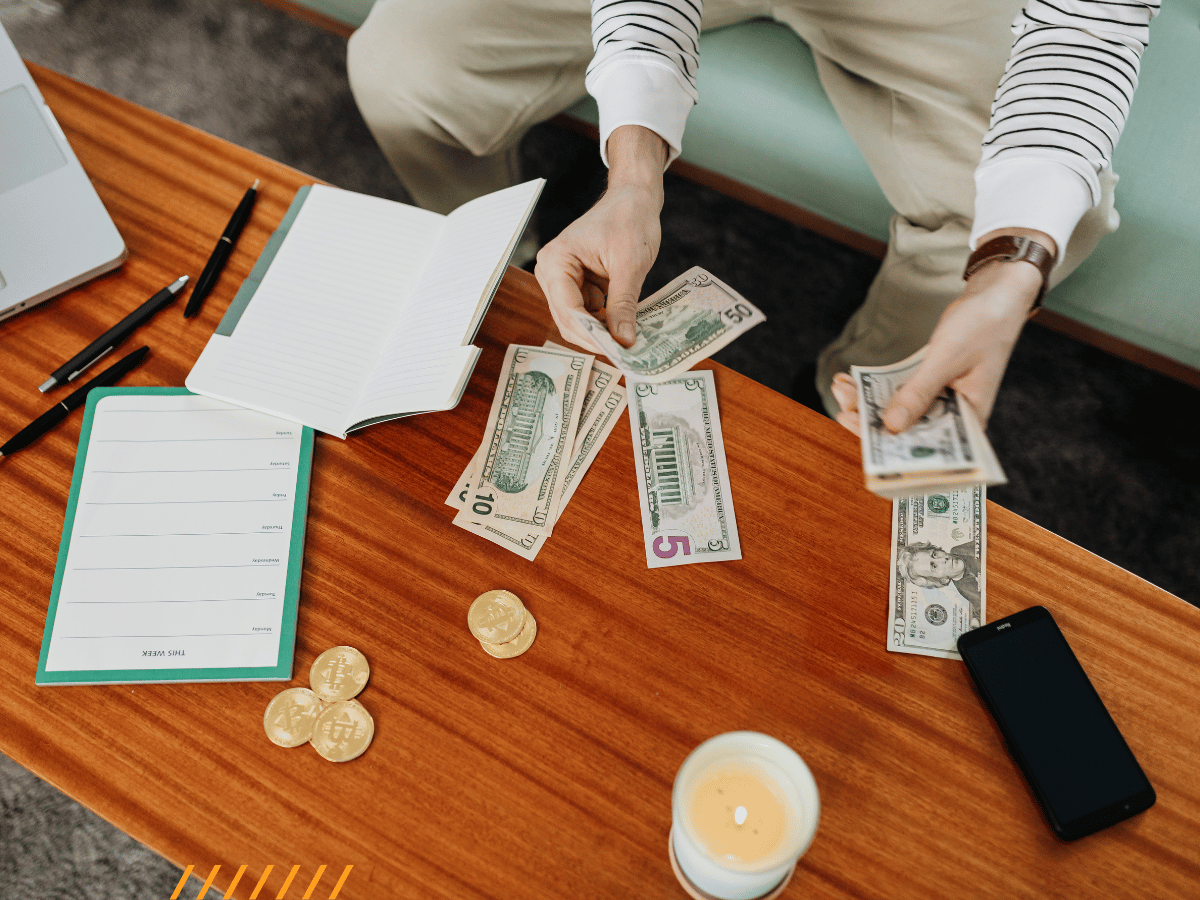 Forensic Accounting and Anti-Money Laundering (AML/ABC)